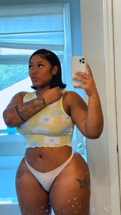 Watch juicyyjuicebox's leaked NSFW photo on TwXstars
