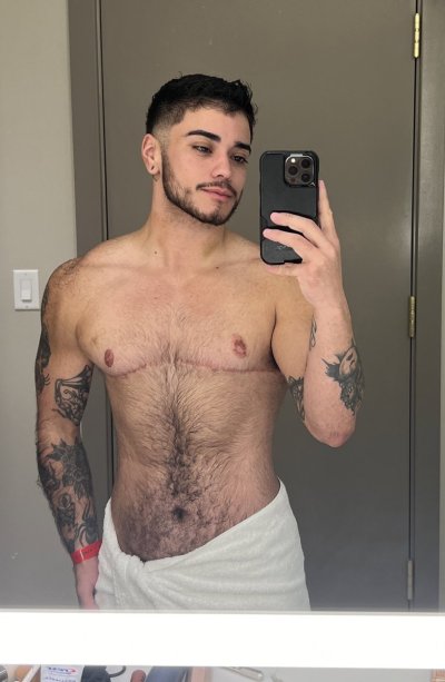 Watch Apollo Moon🏳️‍⚧️'s leaked NSFW photo on TwXstars