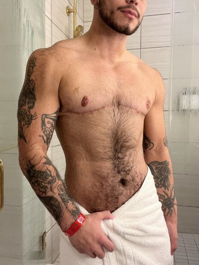 Watch Apollo Moon🏳️‍⚧️'s leaked NSFW photo on TwXstars