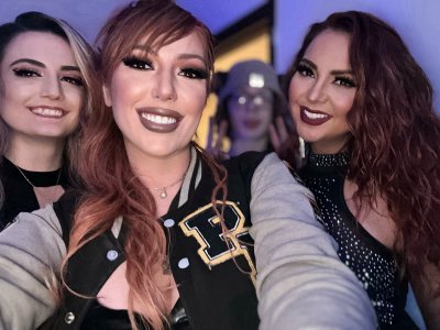 Watch Lauren Phillips ™'s leaked NSFW photo on TwXstars