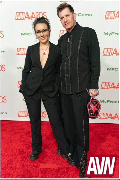 Watch Drake ManO’War's leaked NSFW photo on TwXstars