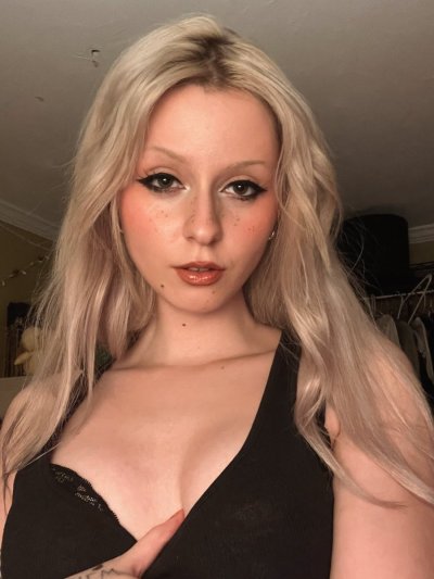 Watch hickey's leaked NSFW photo on TwXstars