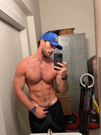 Watch michael ༄'s leaked NSFW photo on TwXstars