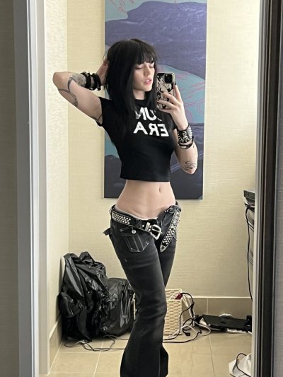 Watch ess's leaked NSFW photo on TwXstars