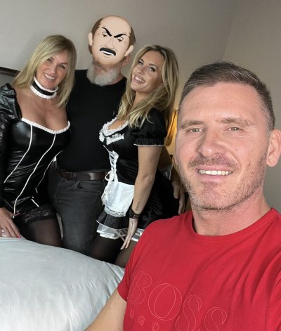 Watch SwingingCouple's leaked NSFW photo on TwXstars