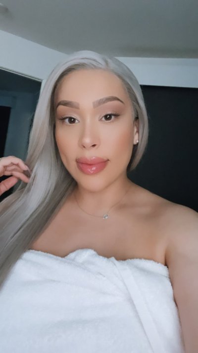 Watch Alycia Starr's leaked NSFW photo on TwXstars