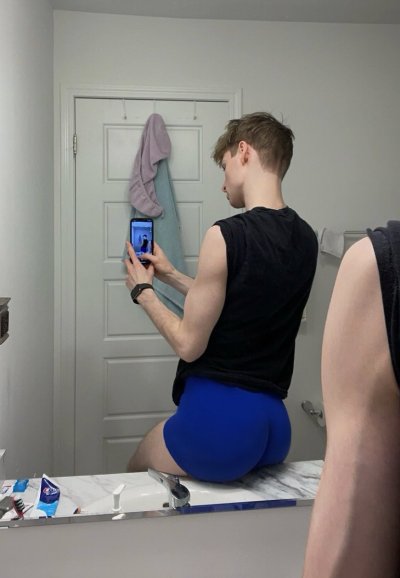 Watch Ansel Prower's leaked NSFW photo on TwXstars