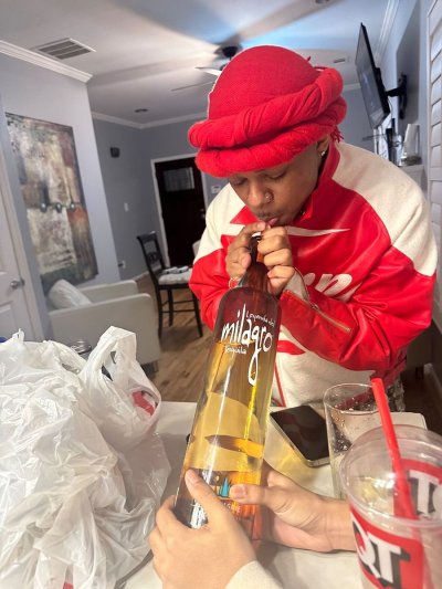 Watch 🔙Deontae🔜's leaked NSFW photo on TwXstars