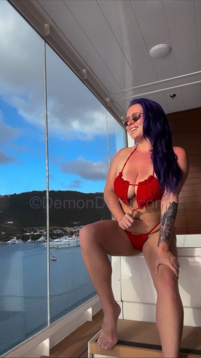 Watch DemonDemi_ 🖤's leaked NSFW photo on TwXstars