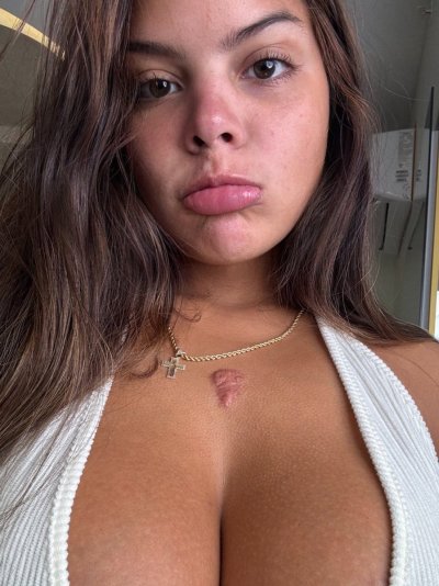 Watch gracie 🍒's leaked NSFW photo on TwXstars