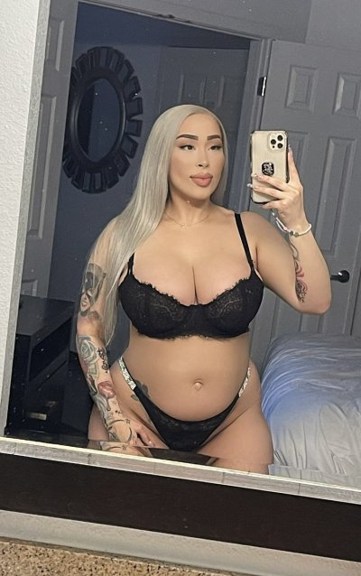 Watch Alycia Starr's leaked NSFW photo on TwXstars