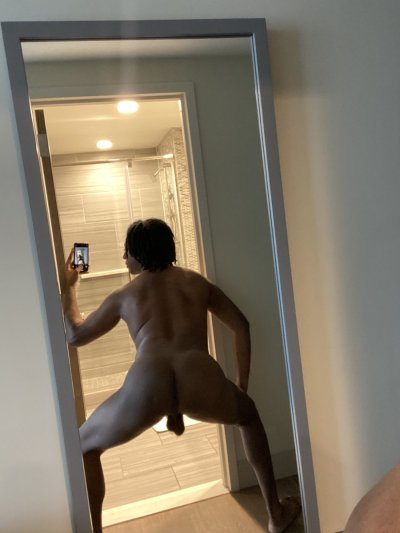 Watch LocdSuccubus💋🦇's leaked NSFW photo on TwXstars