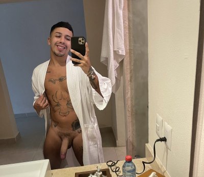 Watch Nico's leaked NSFW photo on TwXstars