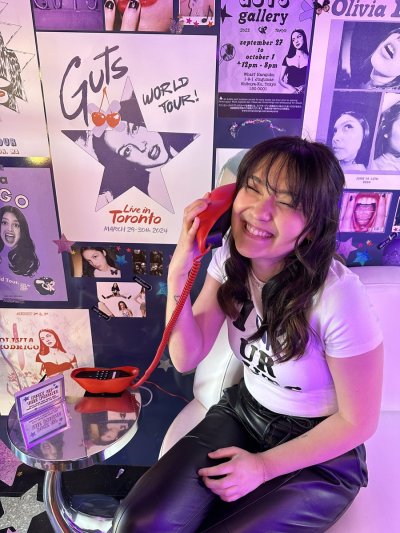 Watch emily 🩷🧡🩵💜's leaked NSFW photo on TwXstars