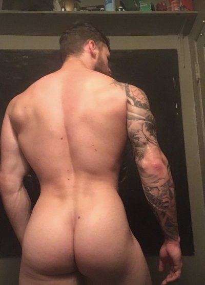 Watch Matthew Camp's leaked NSFW photo on TwXstars