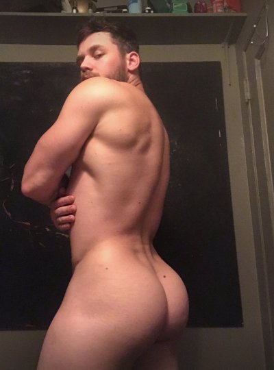 Watch Matthew Camp's leaked NSFW photo on TwXstars