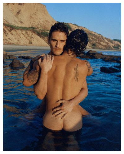 Watch Leo & Max's leaked NSFW photo on TwXstars