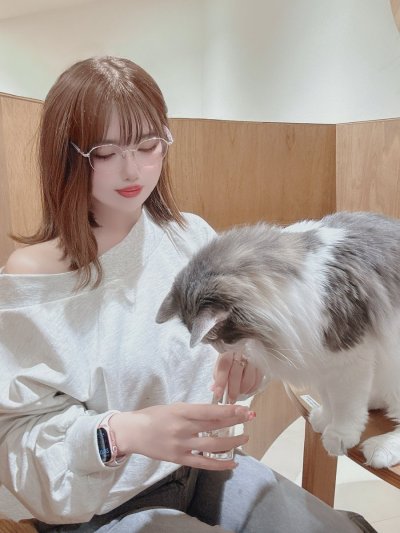 Watch 𓆟uri 𓆟's leaked NSFW photo on TwXstars