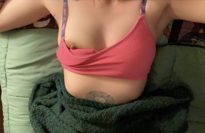 Watch xolindseyxo's leaked NSFW photo on TwXstars