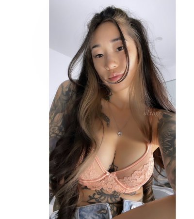 Watch alxagc's leaked NSFW photo on TwXstars