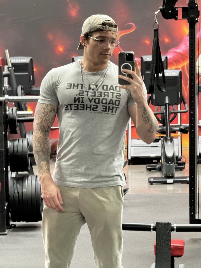 Watch Jayden Marcos's leaked NSFW photo on TwXstars