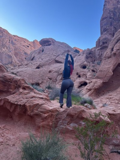 Watch Jenn's leaked NSFW photo on TwXstars