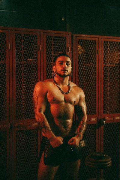 Watch Apollo Moon🏳️‍⚧️'s leaked NSFW photo on TwXstars