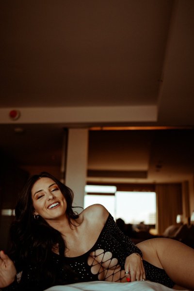 Watch harlee's leaked NSFW photo on TwXstars