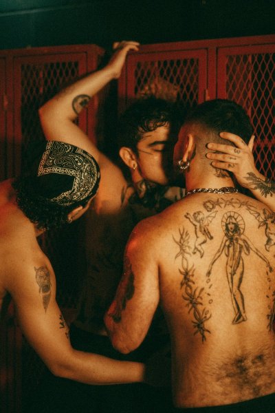 Watch Apollo Moon🏳️‍⚧️'s leaked NSFW photo on TwXstars