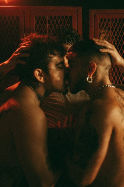 Watch Apollo Moon🏳️‍⚧️'s leaked NSFW photo on TwXstars