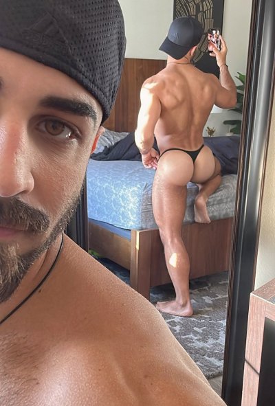 Watch Ricky & Diego Hancock's leaked NSFW photo on TwXstars