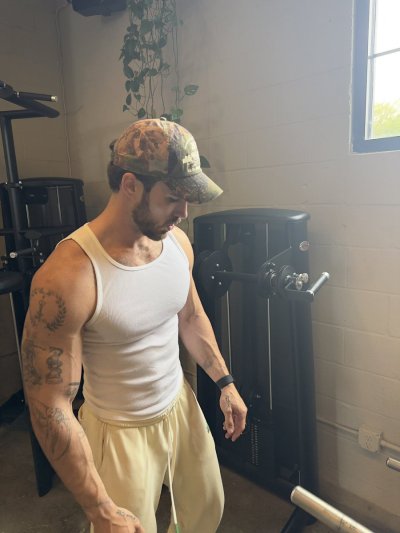 Watch michael ༄'s leaked NSFW photo on TwXstars