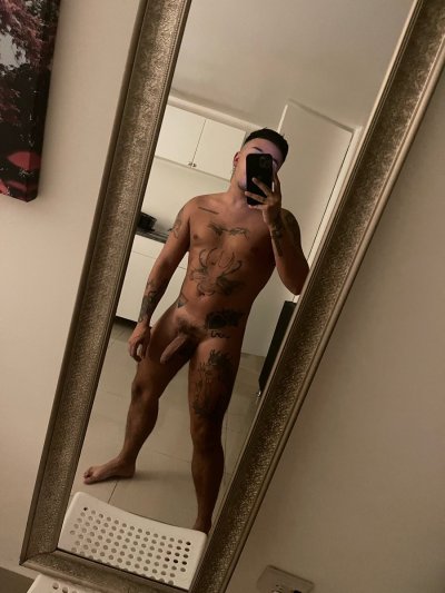 Watch Nico's leaked NSFW photo on TwXstars