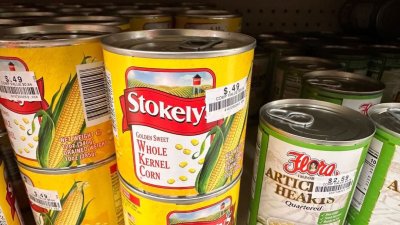 Watch Charlotte Stokely 🐝's leaked NSFW photo on TwXstars