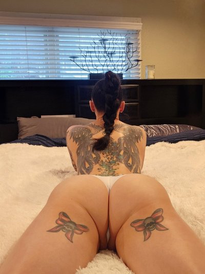 Watch Calista Melissa's leaked NSFW photo on TwXstars