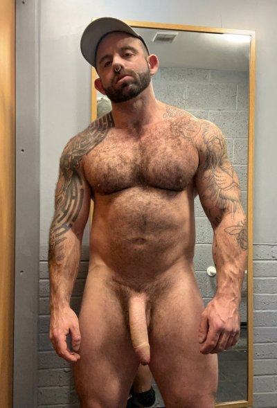 Watch Bull Barrett 🇬🇧💪🏻's leaked NSFW photo on TwXstars