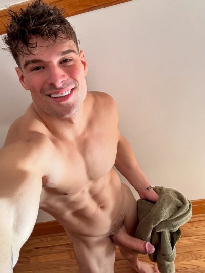 Watch Malik Delgaty's leaked NSFW photo on TwXstars