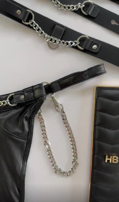 Watch YouPay's leaked NSFW photo on TwXstars