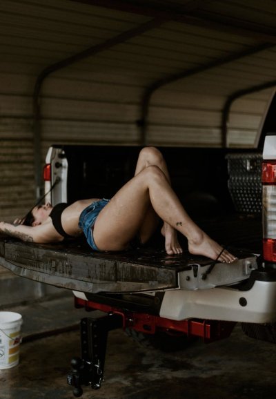 Watch Megan's leaked NSFW photo on TwXstars