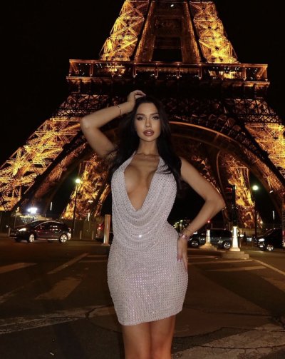 Watch Nastya's leaked NSFW photo on TwXstars