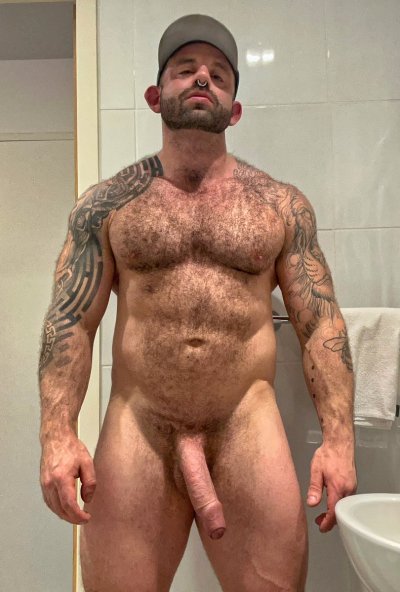 Watch Bull Barrett 🇬🇧💪🏻's leaked NSFW photo on TwXstars