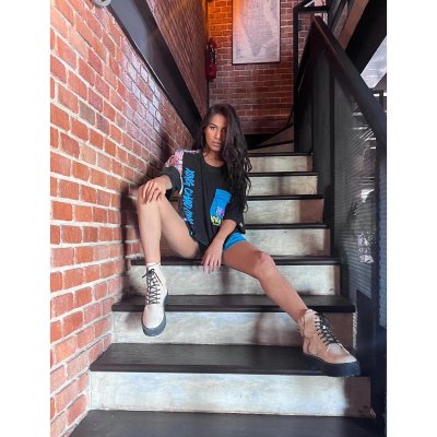 Watch Poonam Pandey's leaked NSFW photo on TwXstars