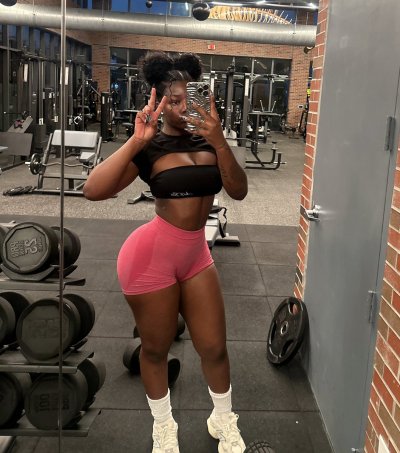 Watch m9ym9y's leaked NSFW photo on TwXstars