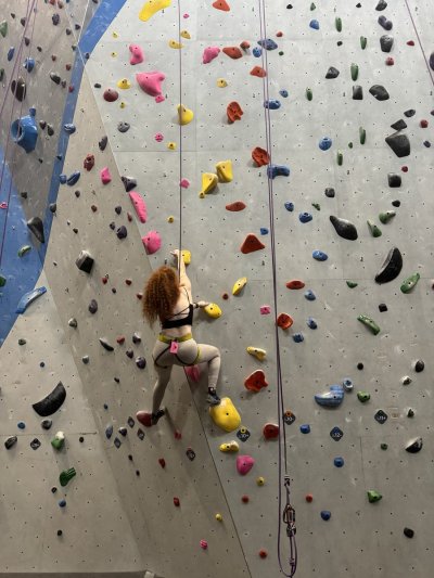 Watch Seven's leaked NSFW photo on TwXstars