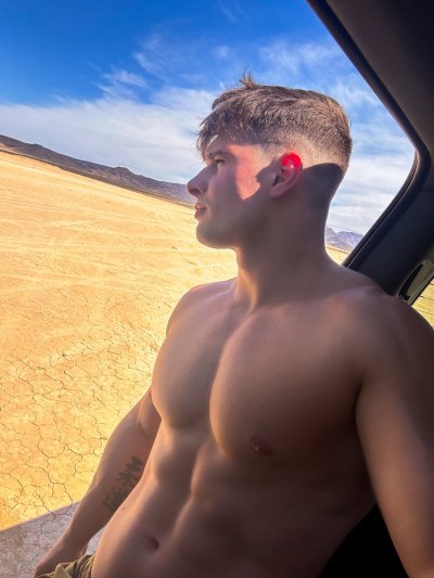 Watch Malik Delgaty's leaked NSFW photo on TwXstars