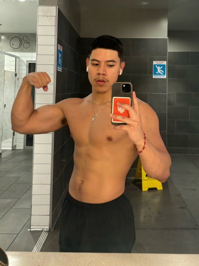 Watch 💌's leaked NSFW photo on TwXstars