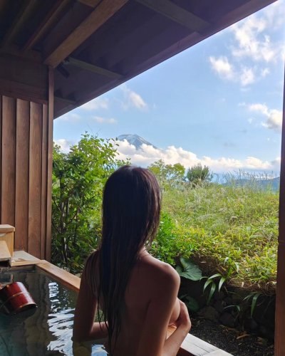 Watch Draculin °ᡣ𐭩 . ° .'s leaked NSFW photo on TwXstars