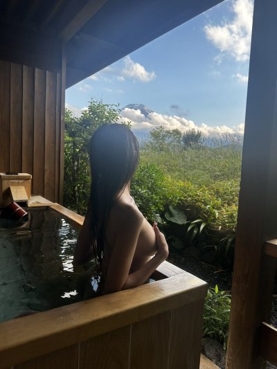 Watch Draculin °ᡣ𐭩 . ° .'s leaked NSFW photo on TwXstars