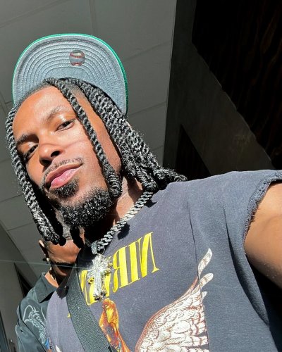 Watch 𝖇𝖆𝖇𝖞𝖙𝖗𝖆𝖉𝖊's leaked NSFW photo on TwXstars