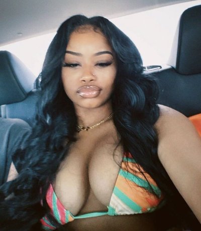 Watch Da Baddest's leaked NSFW photo on TwXstars